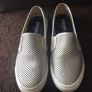 Sperry Seaside Women’s Slip Ons